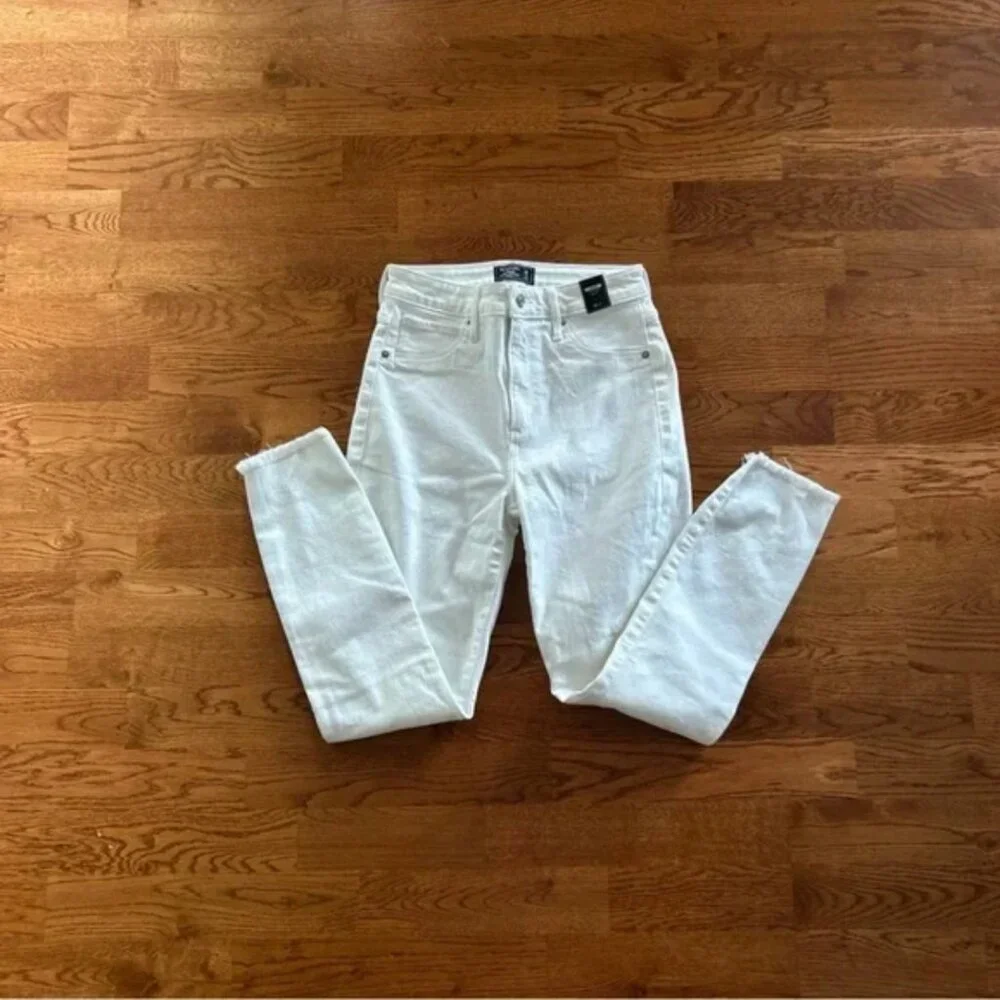 Abercrombie Simone High Rise Ankle Jeans White Denim 26 2S Chewed Raw Hem Slim